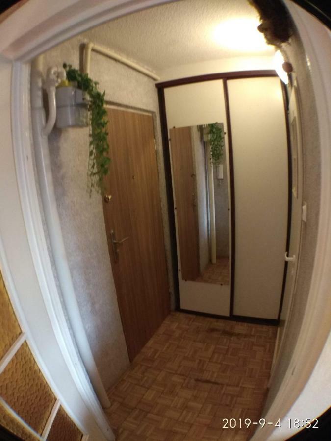 2020 Zwyciestwa 18 - Mieszkanie / Kawalerka / Studio Poznan Bagian luar foto